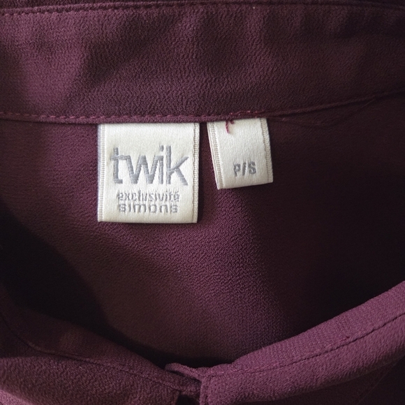 ⭐️Twik Maroon Blouse Modern Fit Size Small - Picture 5 of 5